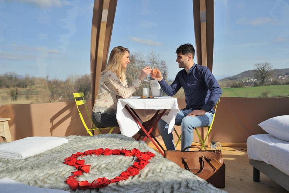 Domaine De Suzel Hotel Vignieu Екстериор снимка