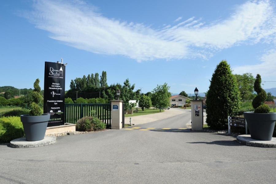 Domaine De Suzel Hotel Vignieu Екстериор снимка