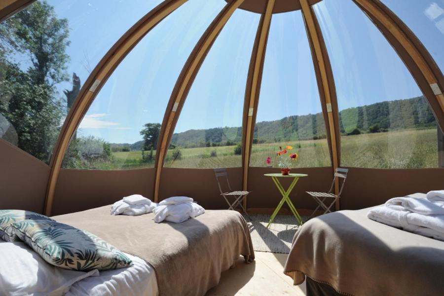 Domaine De Suzel Hotel Vignieu Екстериор снимка