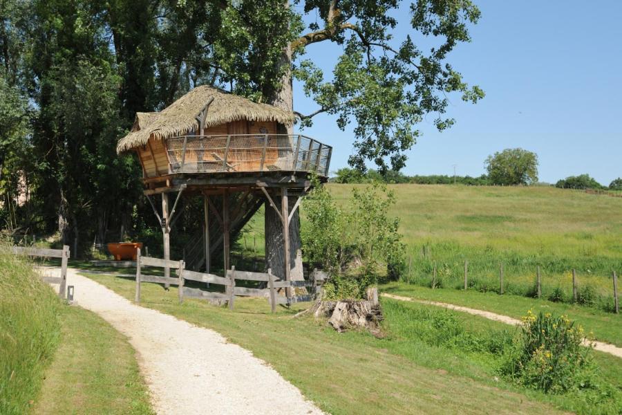 Domaine De Suzel Hotel Vignieu Екстериор снимка